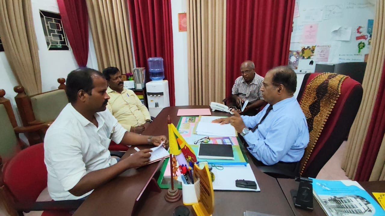 வவுனியா தேசிய கல்வியியற் கல்லூரியில் ஆளணி மற்றும் வளப் பற்றாக்குறைகளால் பலத்த இடர்பாடு