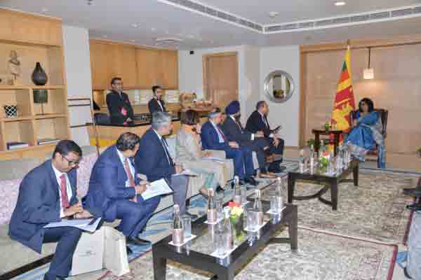 இந்திய வர்த்தக சங்கங்களின் பிரதிநிதிகளை சந்தித்தார் பிரதமர்