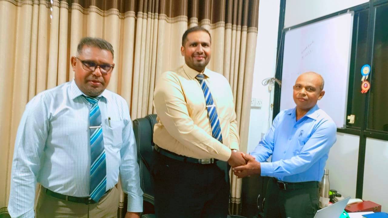 சம்மாந்துறை உதவிப் பிரதேச செயலாளராக வி.வாஸித் அஹமட் நிரந்தரமாக நியமனம்