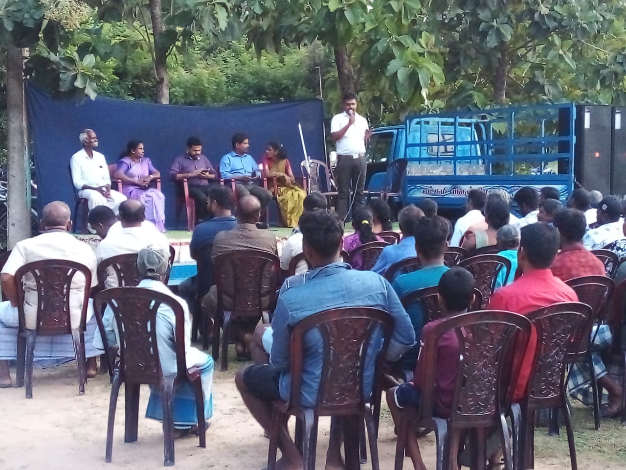 உடையார்கட்டில் பிரதி அமைச்சர் நாமல் கருணாரட்ன மக்கள் சந்திப்பு