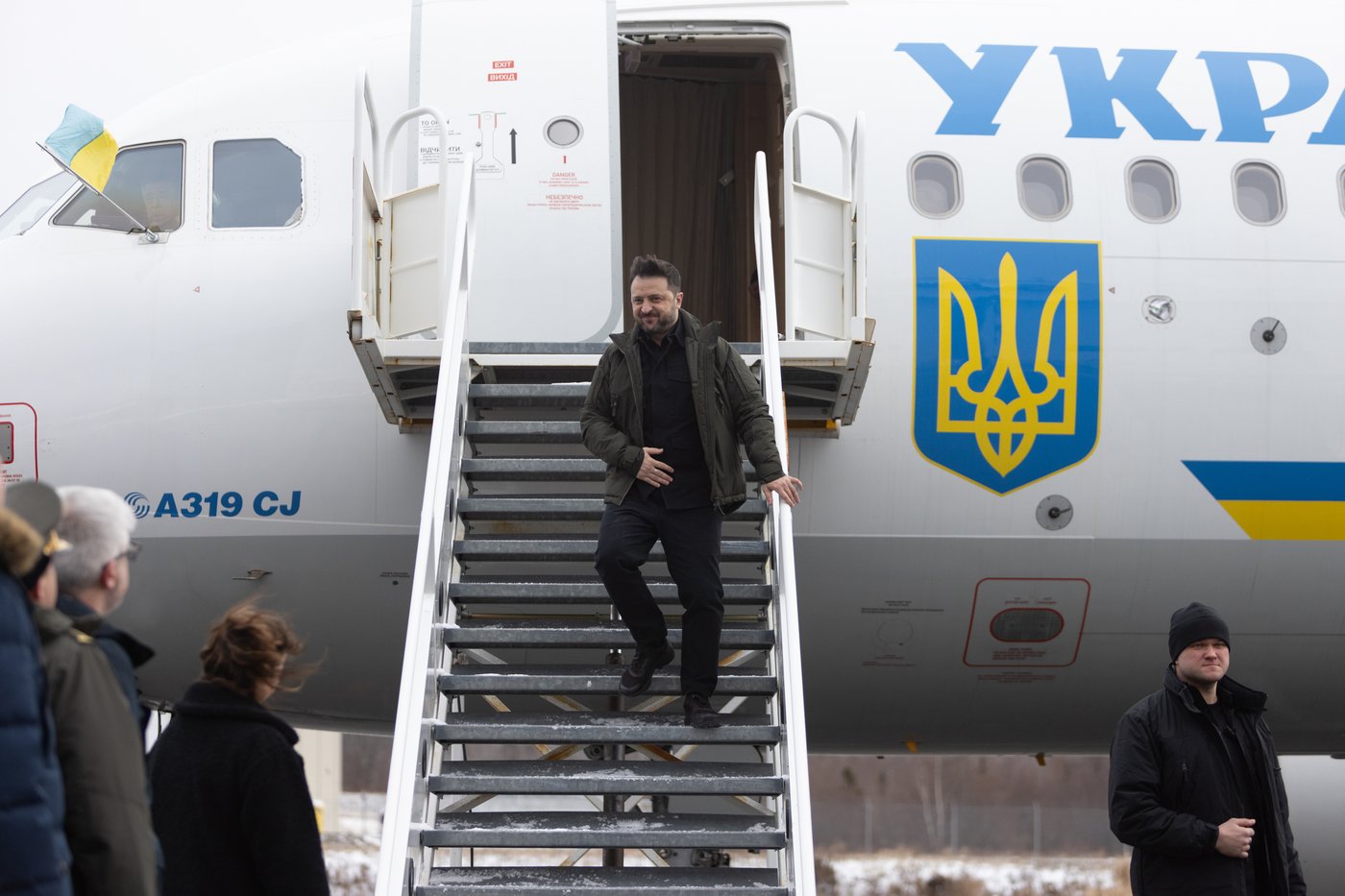 கனடா பிரதமர் மார்க் கார்னி ஹாலிபாக்ஸில் ஜெலென்ஸ்கியை சந்திக்கிறார்