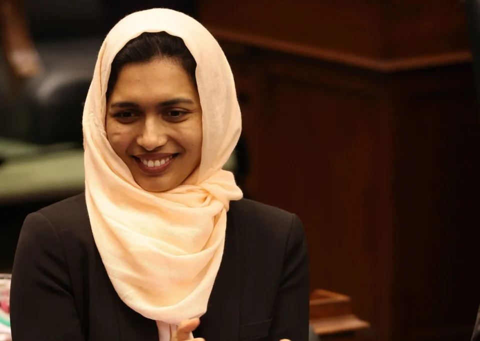 Liberal வேட்பாளராக Doly Begum; தனது மாகாண சபை உறுப்பினர் பதவியை ராஜினாமா செய்தார்!