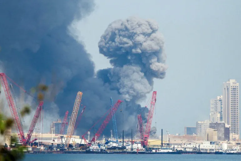 ஹைபா வான்பரப்பில் ஈரான் ஏவுகணைகளை இடைமறித்து அழித்த இஸ்ரேலியப் பாதுகாப்பு அமைப்பு