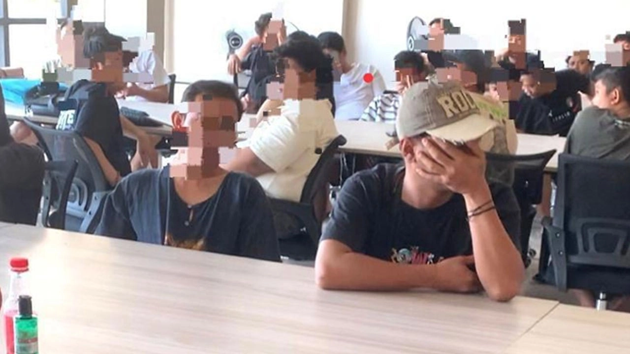 76 இந்தோனேசியர்கள் நீர்கொழும்பில் கைது!