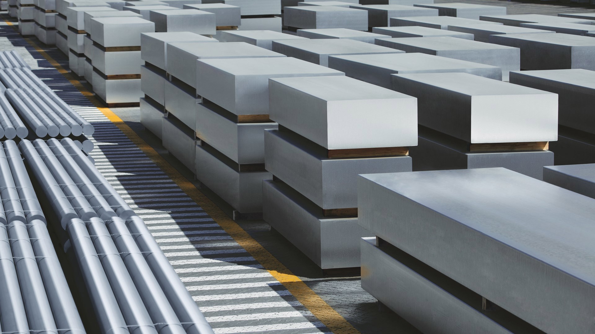 உலக சந்தையில் அலுமினியத்தின் விலை உயர்வு!