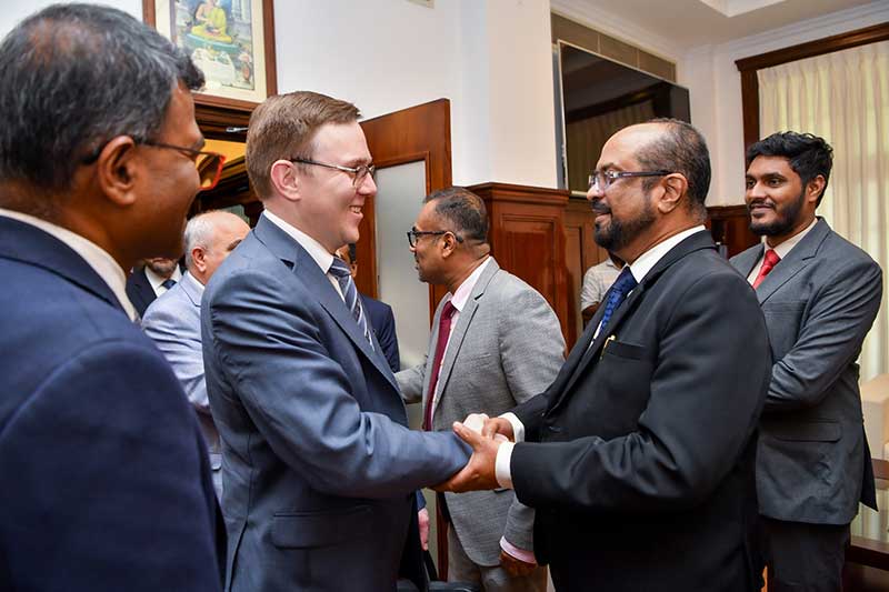 எந்தவொரு இக்கட்டான சூழ்நிலையிலும் இலங்கையின் உண்மையான நண்பனாக உதவத் தயா: ரஷ்ய எரிசக்தி பிரதி அமைச்சர்!