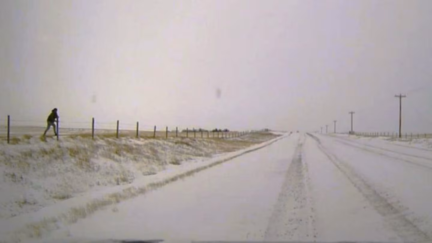 கனடாவுக்குள் சட்டவிரோதமாக நுழைந்த அமெரிக்கர் மீது துப்பாக்கிப் பிரயோகம்!