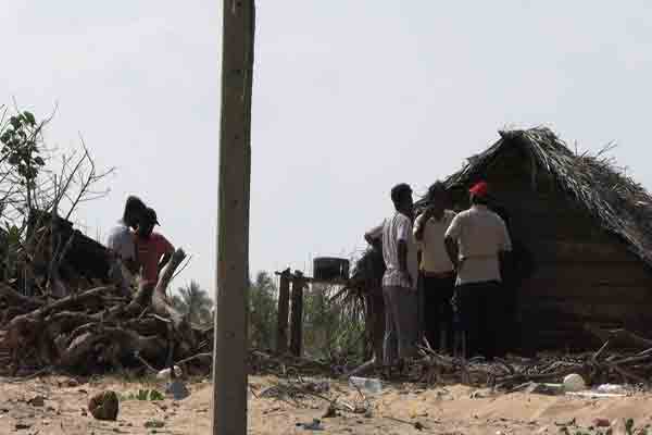 Media Personnel Threatened While Gathering News in Thalaiyadi