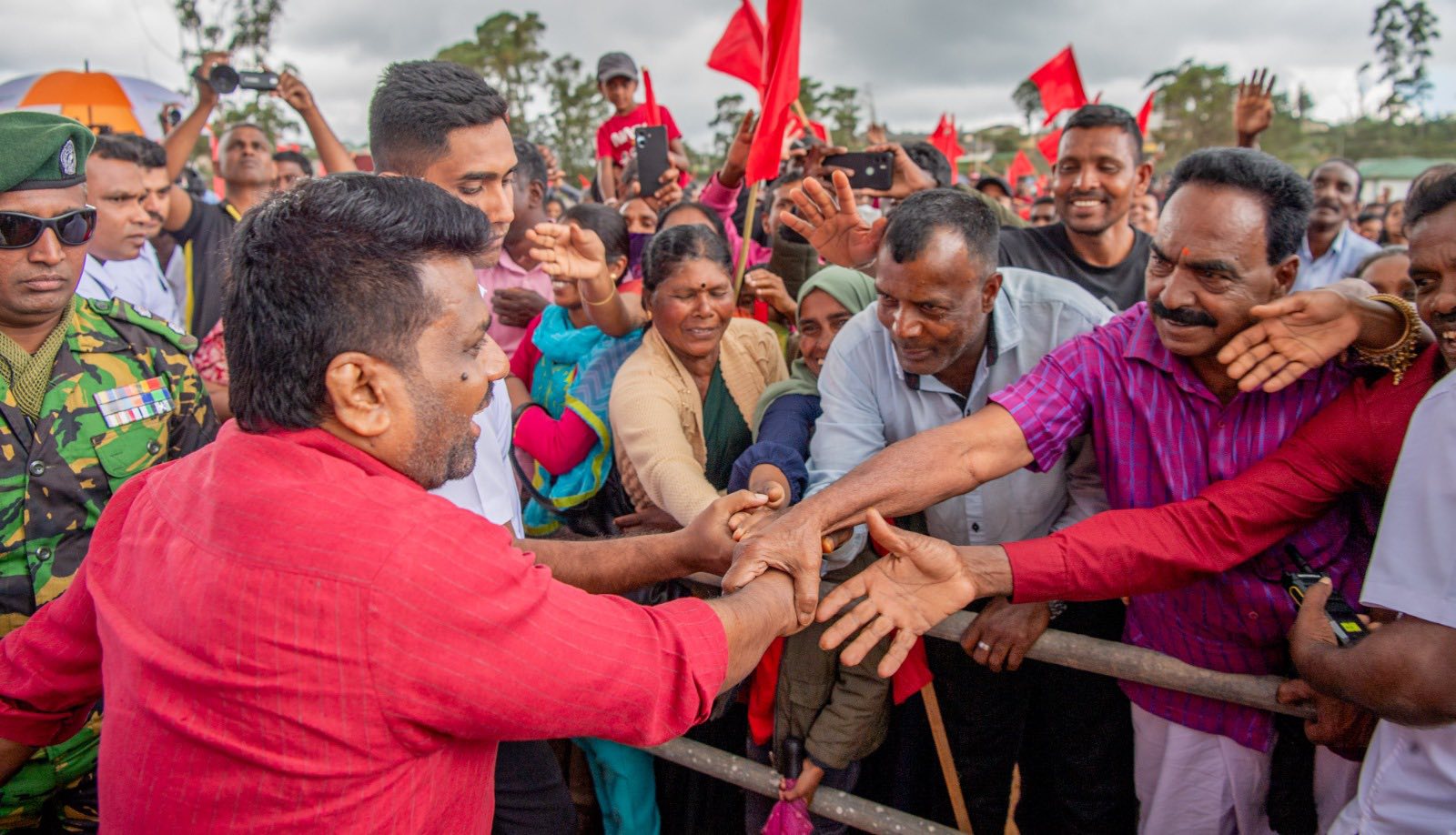 'பல தசாப்தங்களுக்கு திசைக்காட்டி அரசாங்கத்தை கவிழ்க்க முடியாது; வடக்கிலும் பேராதரவு'
