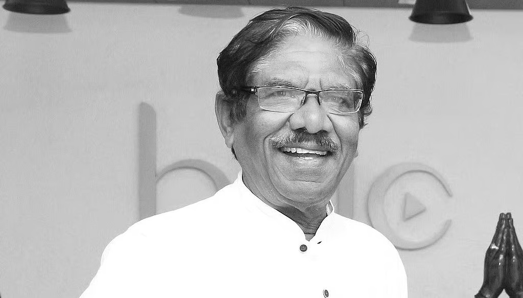 ‘இயக்குநர் இமயம்’ பாரதிராஜா காலமானார்;